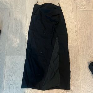 Open slit skirt